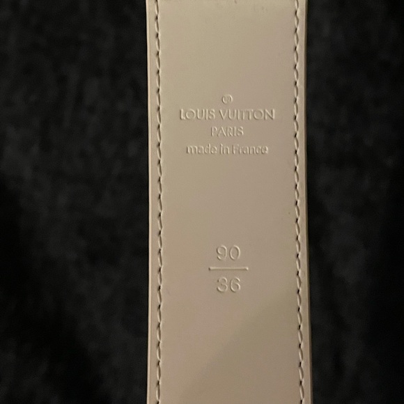 Louis Vuitton Damier Azur belt- If my pictures are needed please send a request - Picture 8 of 10